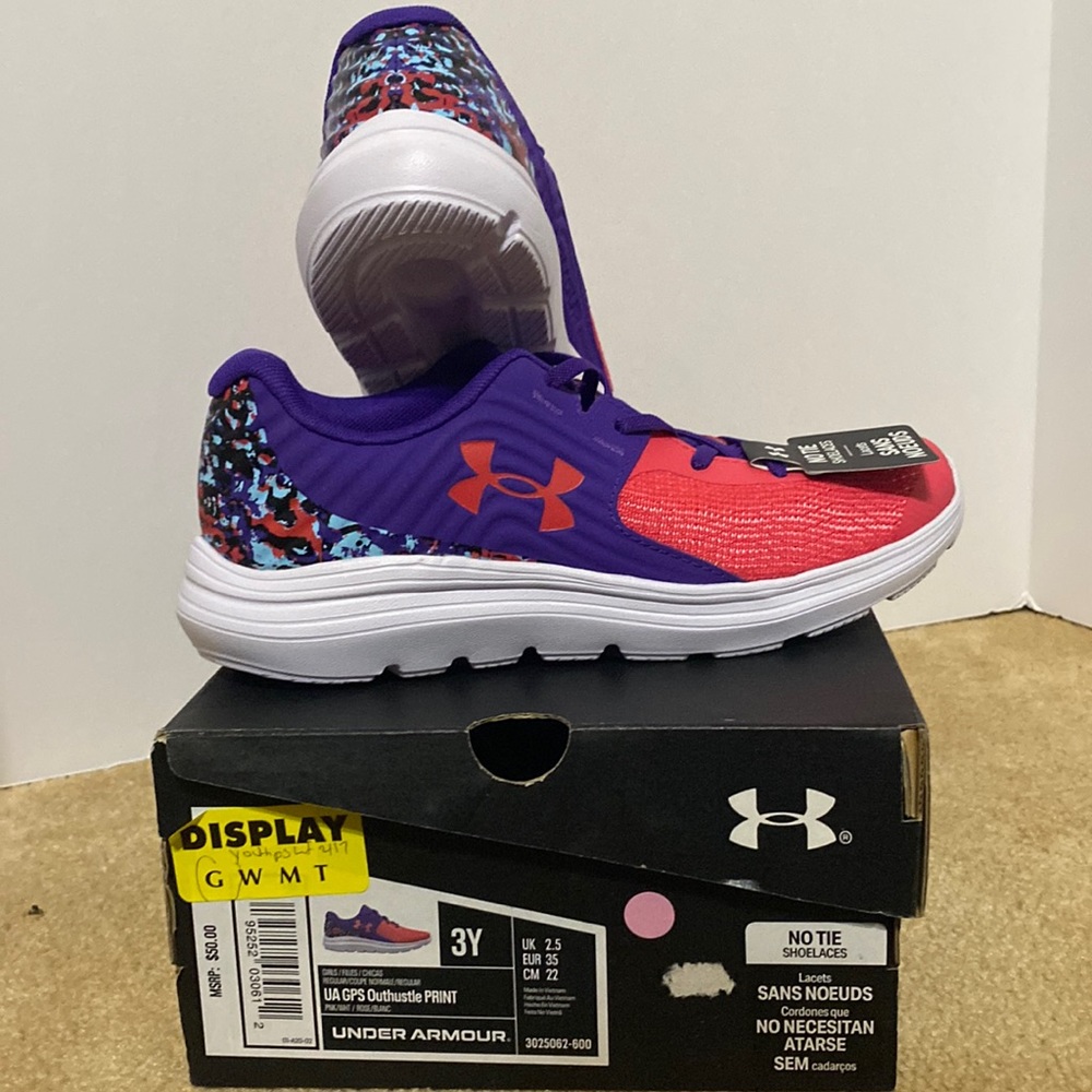Girls under armour size 3y UA GPS Outhustle PRINT NO TIE